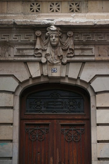 Les portes d’entrée : premier élément de sécurité et de style de votre maison